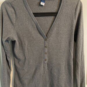 Old Navy Long Sleeve shirt